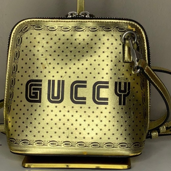 Gucci 'GUCCY' Crossbody Handbag in Metallic Gold Leather (6.3" x 6.75") - Picture 2 of 11